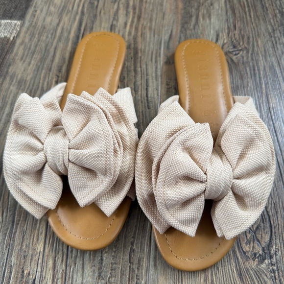 Gianni Bini Shoes - Gianni Bini Bow Slide Sandals – Natural – Size 8M
